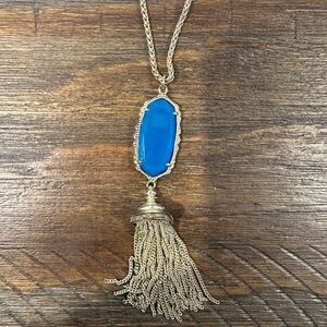 Kendra Scott necklace